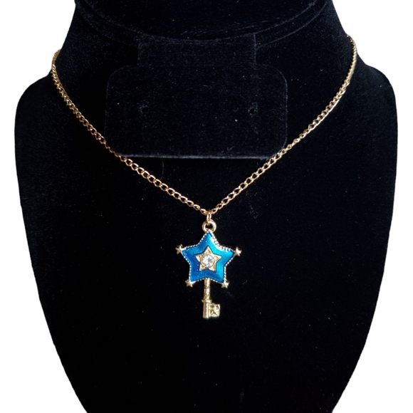 Jewelry - 💫💙Starry night star key necklace